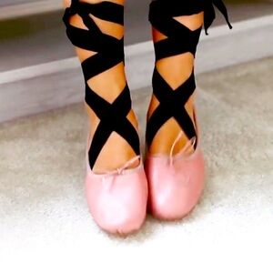 Zara leather ballet flat size 40 (size 9)